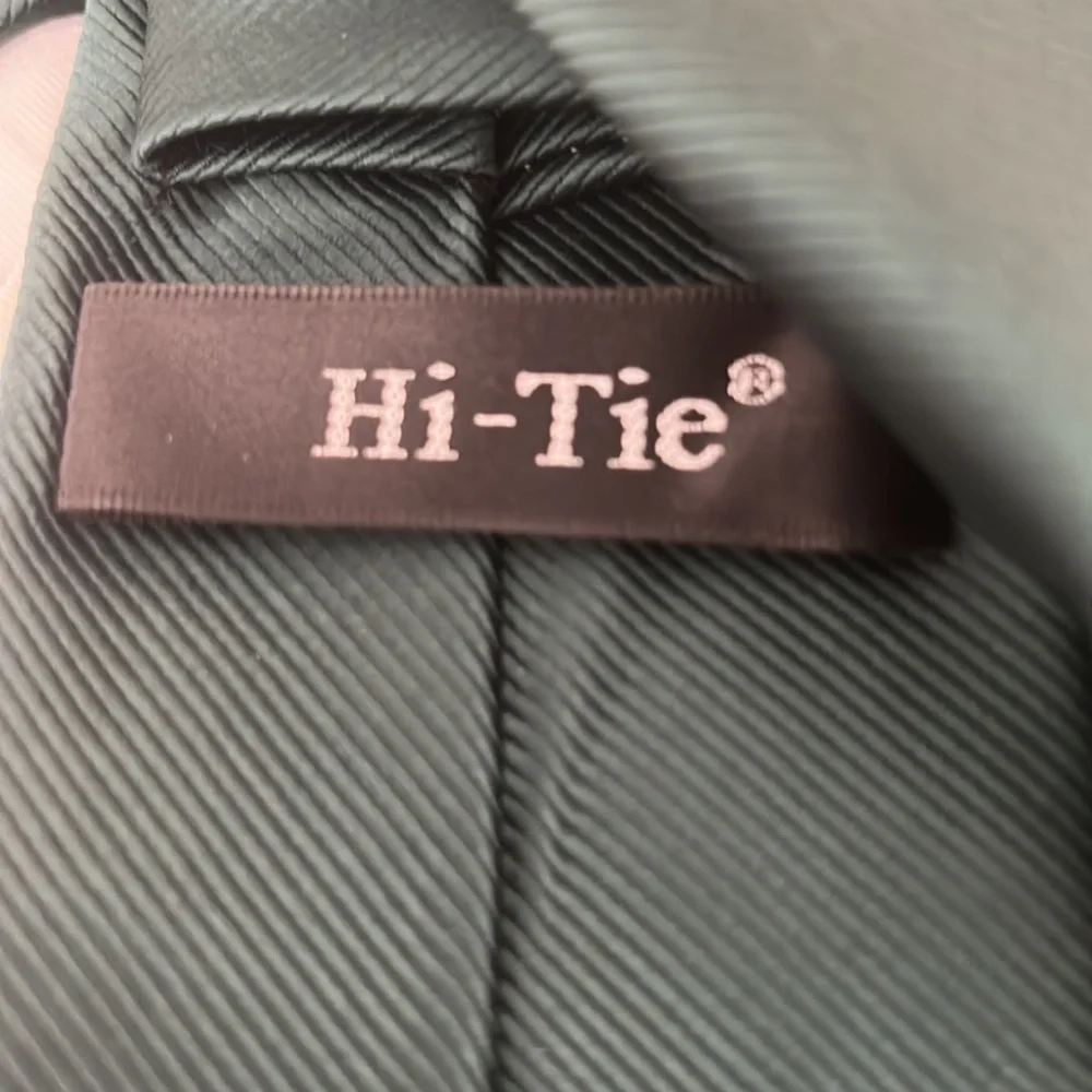 Hi-Tie Ties & Pocket Handkerchief’s